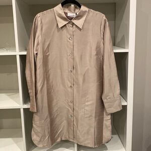 New, no tags: Joan Rivers metallic tunic/button up shirt, size S